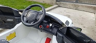 Kolica za bebe: Električni automobil za decu – SUV kabrio stil, bela boja, crni krov — 9