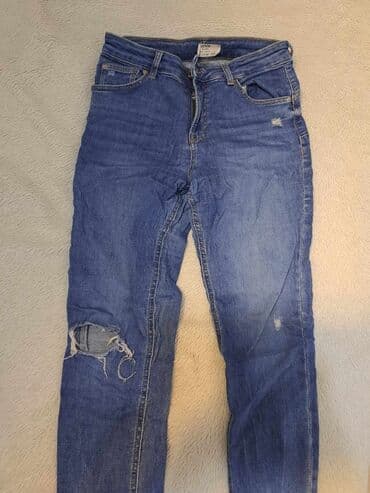 Nove farmerke L/XL 
1000 din par — 2