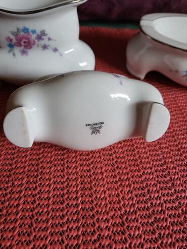 Stare vaze i dekor: Porcelanski nov stoni set iz 9 g. Karolina Poljska. Nov porcelanski — 12