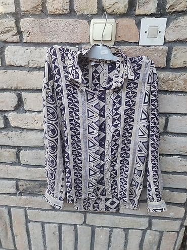 zelena bluza: Košulja, veličina XL – super očuvana. - Dugački rukavi sa manžetnama — 2