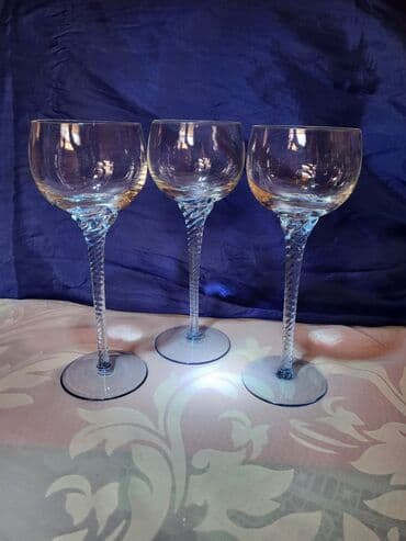 swarovski case za vino cena: Case nove,vintaz za vino. Case perfektne,sve na njima je odsjaj od — 3