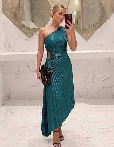 Elegantna asimetrična haljina – tirkizno-zelena, plisirana
1700 din na lalafo.rs Elegantna asimetrična haljina – tirkizno-zelena, plisirana
1700 din