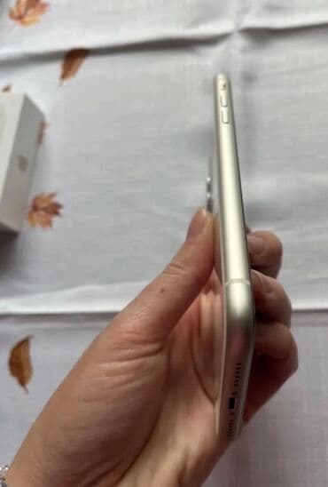 lupa za telefon: Apple iPhone iPhone 11, 64 GB, Bela, Face ID — 5