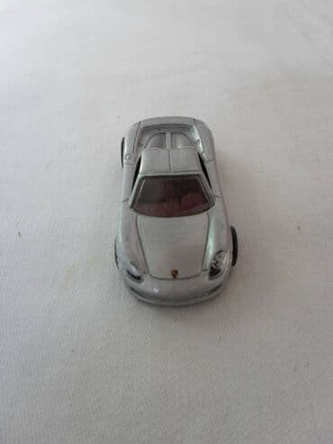 harry potter vt401 k: Hot Wheels Porsche Carrera GT, oko Malaisia — 2