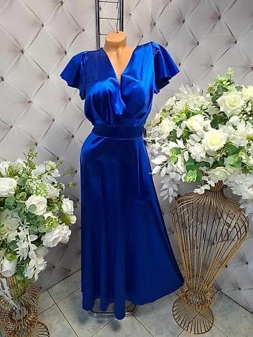 Haljine: Svečana midi/duga haljina od satena - Materijal: glatki, sjajni saten — 2