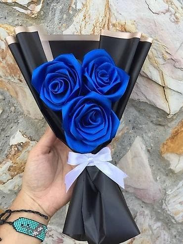 djul cvece: Buket ruža od satenskih traka – ručno rađene dekorativne ruže u — 4