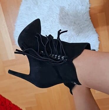 una obuca beograd: Sandals, Guess, 39 — 2