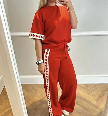 ps kombinezoni 2022: Komplet
Cena 3600
Uni vel.
V30 — 4