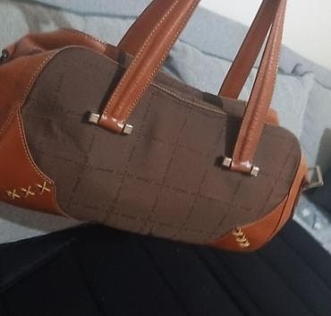 Torbe: Ženska torba – Escada Sport - Model: baguette/duffle silueta sa — 4