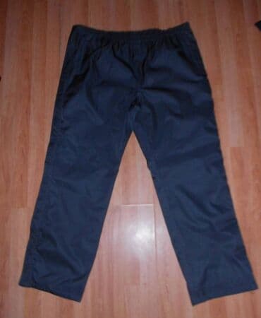 Ski pantalone vel.60 -obim do 126
kao nove — 1