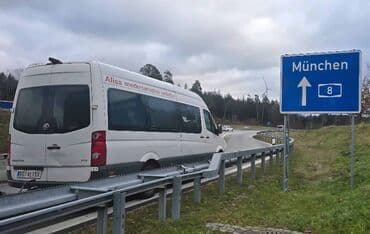 Sweatpants: Selidbe Beograd, Kombijem, kamionom, Sa ili bez radnika za utovar — 4