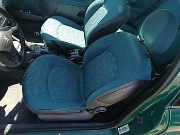 prodaja sedista za automobile: SEDISTA ZA PEUGEOT 206 | Delovi Peugeot 206 i otkup vozila za delove — 5