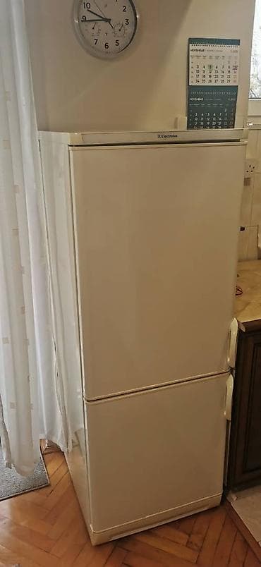 polovne peci na drva: ELECTROLUX kombinovani frižider/zamrzivač Dimenzije : visina 150cm — 2