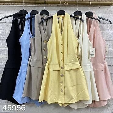 kombinezoni: Cena 2300 din 
S M L — 3