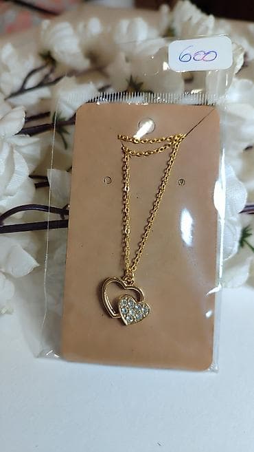 audemars sat cena: Zlatno obojeni lančić sa priveskom dva srca - Delikatan lančić od — 1