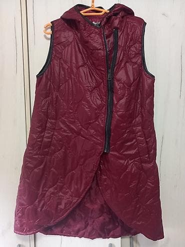 Prsluk nov. Vel uni. Moze biti i l i xl. Poluobim 58 cm. cena 2000 na lalafo.rs Prsluk nov. Vel uni. Moze biti i l i xl. Poluobim 58 cm. cena 2000