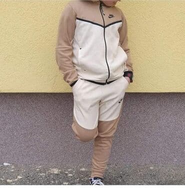 Decije komplet trenerke
Cena 4400 din
Velicina 12 na lalafo.rs Decije komplet trenerke
Cena 4400 din
Velicina 12