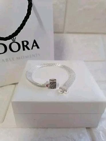 pandora srbija prstenje: Pandora narukvica Vel:18cm Cena:2400 Din (Samo narukvica bez — 2