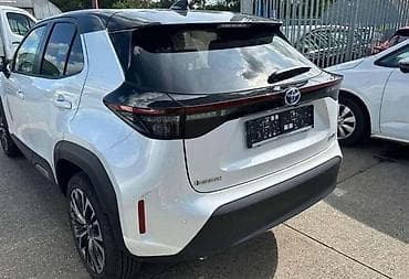 POLUSTRANICA I STUB ZA TOYOTA YARIS CROSS OD 2020. DO 2023. GOD. | na lalafo.rs POLUSTRANICA I STUB ZA TOYOTA YARIS CROSS OD 2020. DO 2023. GOD. |