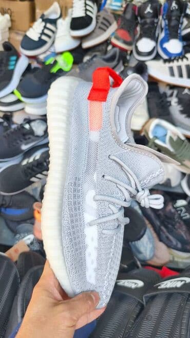 yeezy 350 patike: Patike, veličina - 46 — 3