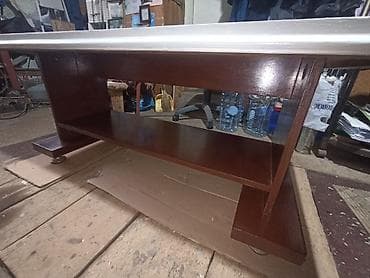 drvo metal namestaj: Drveni klub-sto sa slike, širine 56 cm dužine 120 cm visine 50 — 3