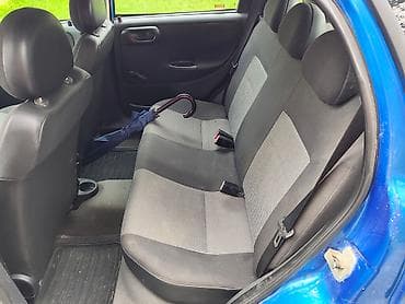 car odzaci: Opel Corsa C 2005.g. 1,3CDTI 51kw/69KS registrovana do septembra — 7