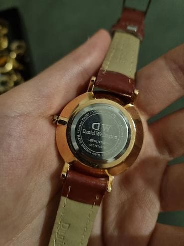 koferi za skutere: Daniel Wellington ženski/uni ručni sat – klasičan minimalistički — 4