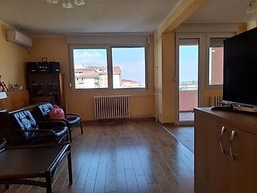 ruma stanovi za izdavanje: Izdajem 3 soban stan Centar Beograd Dorćol povrsine 75m2 potpuno — 3