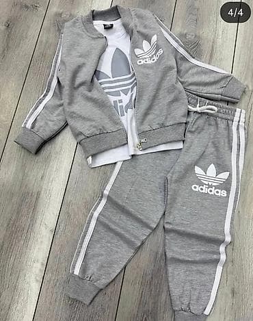 Dečiji komplet trenerke 3-delnI - Sastav kompleta: gornji deo na