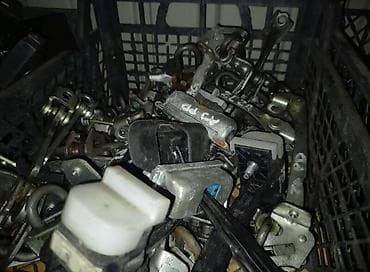 Ostali auto-delovi: GRANICNIK VRATA ZA CHEVROLET CAPTIVA | Svi delovi za Opel vozila  — 1