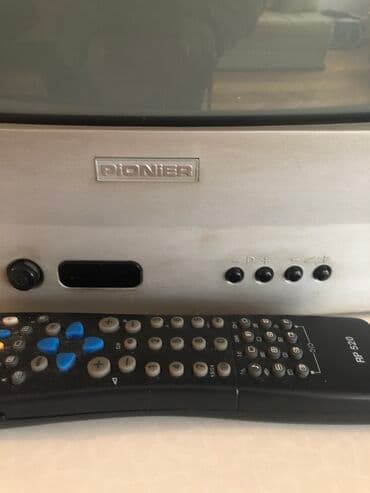 ram za televizor: Korišćen CRT televizor Pionier sa daljinskim upravljačem, dijagonala — 4