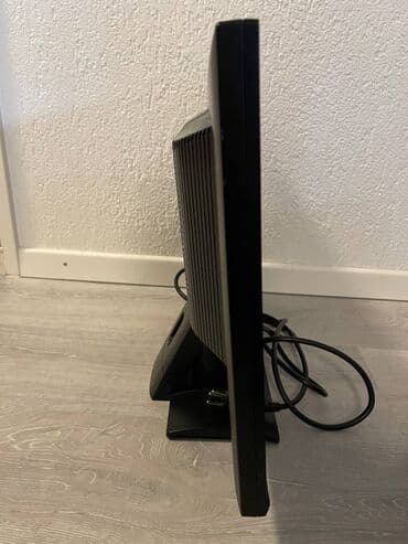 rovus pegla na paru cena: Monitor br.104 Benq 22 inca, uvoz Svajcarska Napomena : Monitor ima — 7