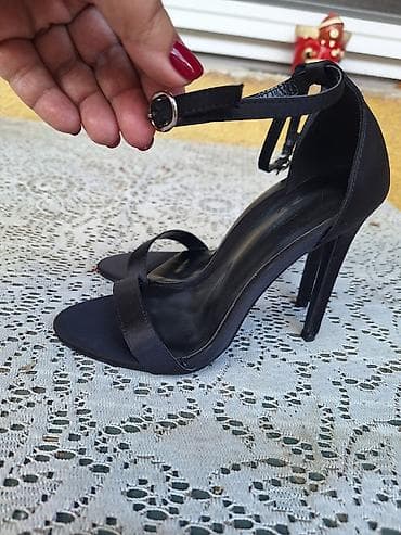 mona zenski kaisevi cene: Sandale na štiklu – broj 37. - Gazište: 23 cm - Visina štikle — 4