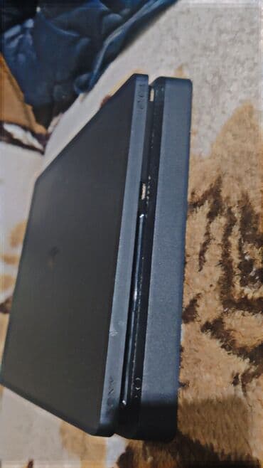 playstation 2 igrice: Na prodaju PS4 Slim čipovan, u veoma dobrom stanju, potpuno ispravan — 9