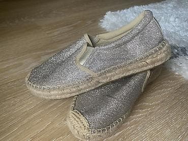cipele za more: Ženske espadrile sa sjajnim gornjištem - Model: slip-on espadrile - — 3