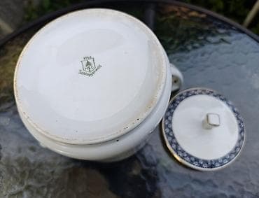 posuda za kafu: Porcelanski čajnik/kuvak sa poklopcem – H&C Selb Schlegelmilch — 2