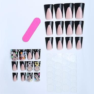 set za negu noktiju: Set ukrasnih presovanih noktiju – crno-nude sa 3D detaljima Opis: - — 3