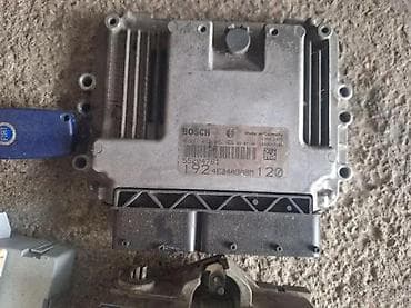 360 auto kamera: FIAT STILO 1.9 JTDM MOTORNI RACUNAR | Komplet set motorni racunar — 3