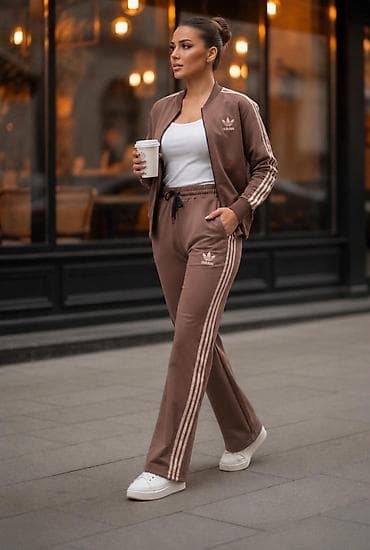 pantalon m: Materija pamuk
S, M, L, XL
Zvonaste nogavice
3000 din — 3