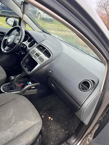 Kompletan auto u delovima: SEDIŠTA ZA SEAT ALTEA | Sedišta za Seat Altea Polovni Delovi za — 4