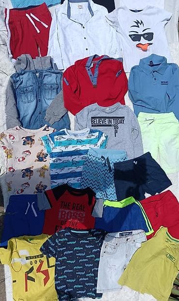 hodalice za bebe: Veliki paket dečije garderobe za dečaka (otprilike 4–5 god preko 40 — 2