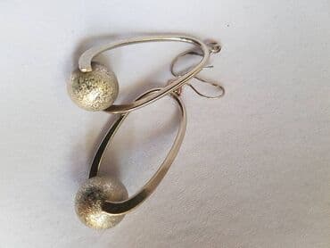 grubin sa krznom: Hoop earrings — 1