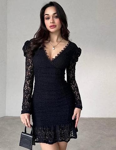 lisca: Elegantna crna midi haljina sa sitnim svetlucavim tačkicama. - Kroj — 3