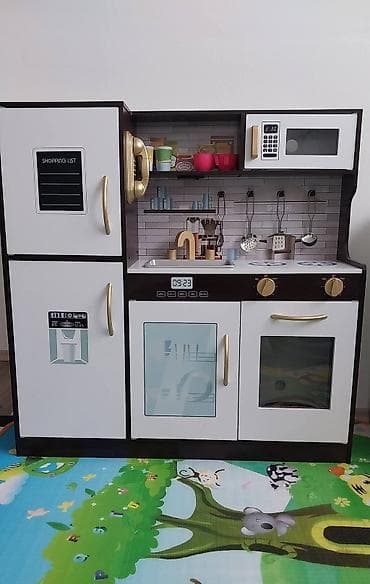novi sad size: Drvena dečija kuhinja – kompletan set za maštovitu igru - Velika — 1