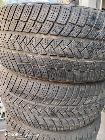 gume esa tecar: Gume 235 45 R18 dot 20 — 1