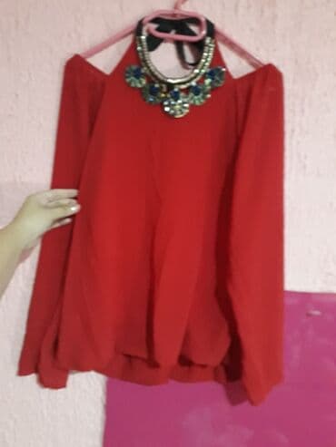 svecane pantalone i tunike: Moderna bluza sa postavom i ogrlicom. M velicina — 6