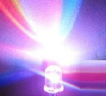 makute alati iskustva: RGB LED dioda, 5 mm - Višebojna RGB svetleća dioda sa automatskim — 1