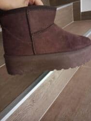 Venčanice i aksesoari: Gležnjače, UGG, 37 — 5