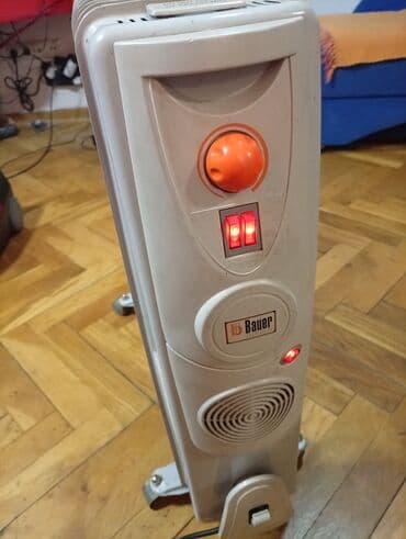 Donji delovi trenerke: Ulje­ni radijator na točkićima - Tip: električni uljni radijator sa — 8