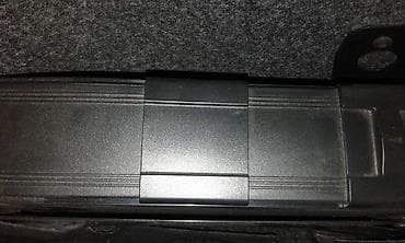 aparat za igracke: CD CHANGER ZA RENAULT LAGUNA — 1